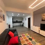 Monteverde Come A Casa -Home-