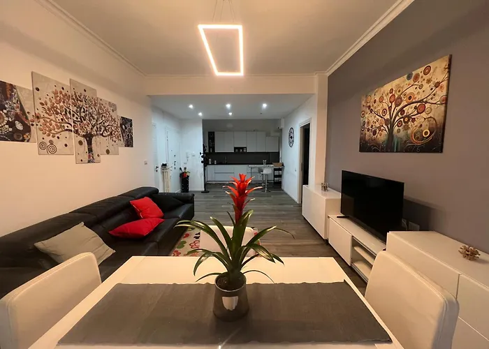 Monteverde Come A Casa -Home-